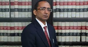 Bhumesh Verma- Managing Partner, Corp Comm Legal EXCLUSIVE INTERVIEW!! Answers 5 Frequently Asked Questions of Law Students!